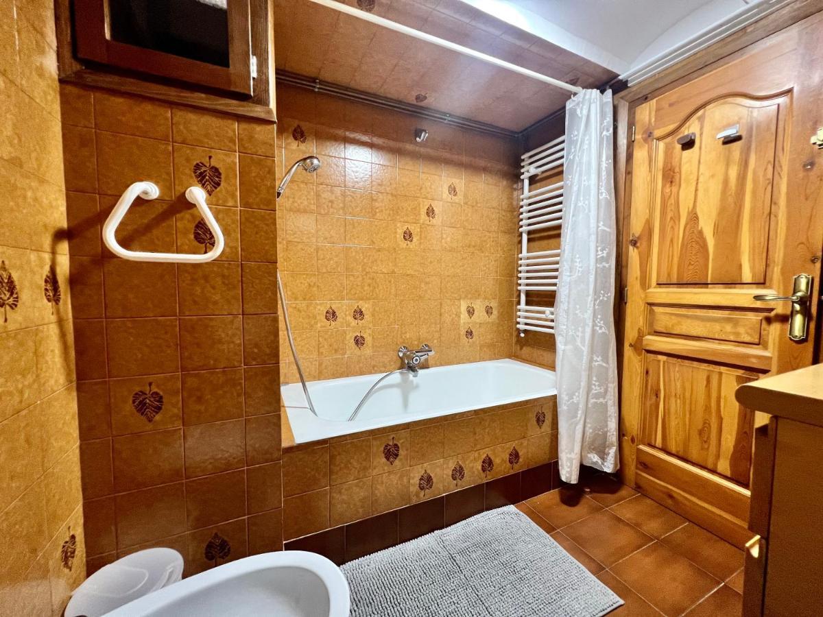 Апартаменты Atic Casa Pomar Кампродон Экстерьер фото
